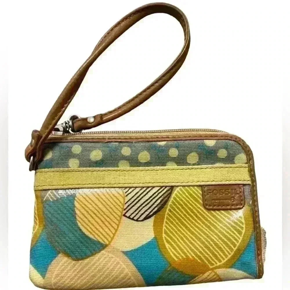 Fossil key-per wristlet wallet zip up card slots